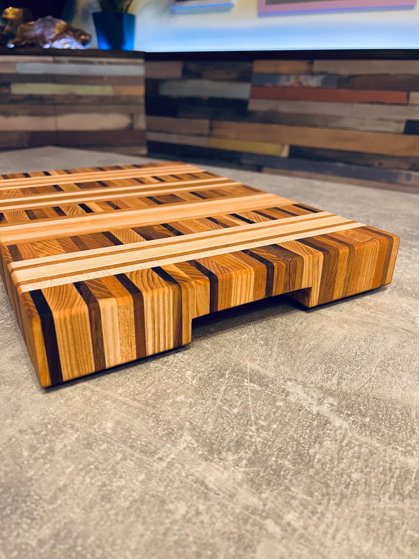 40 x 29 x 5 cm - End Grain Chopping Board