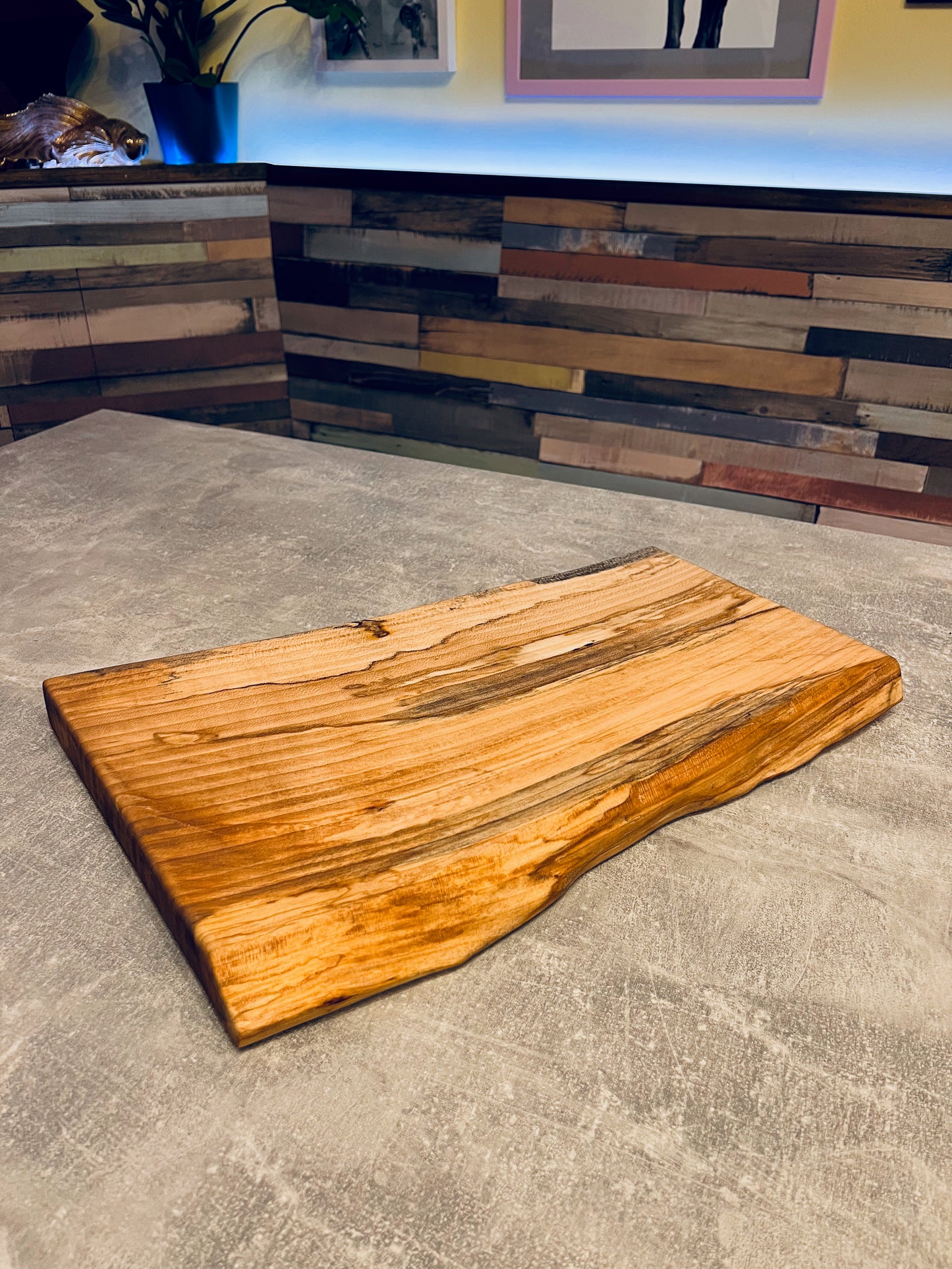 46 x 30 x 4 cm - Live Edge Sycamore Chopping Board