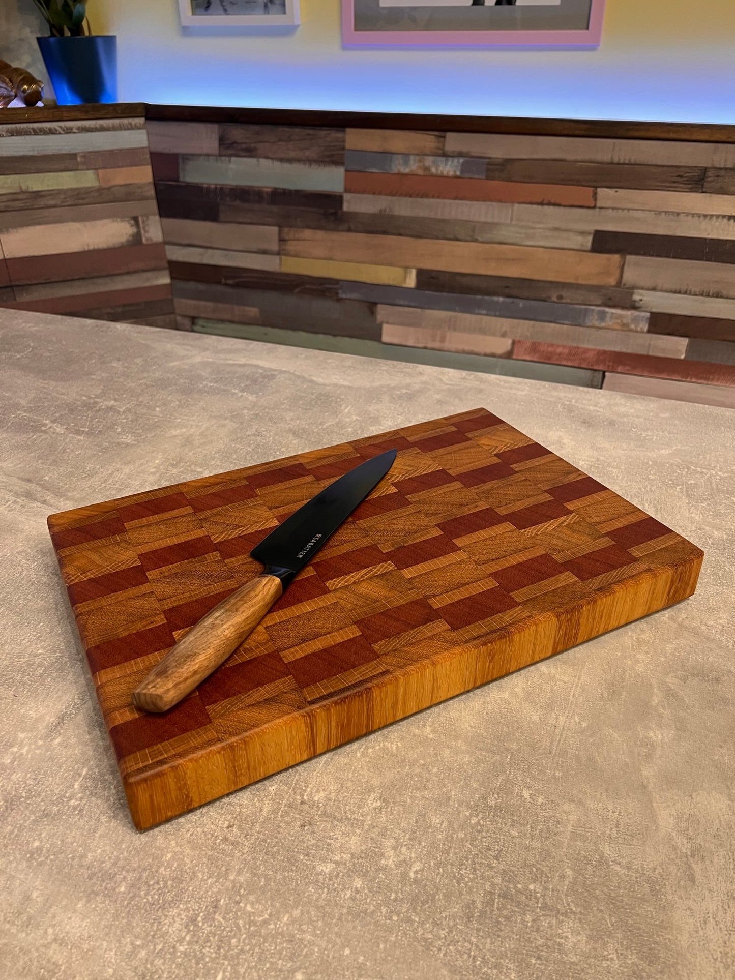 42 x 28 x5 cm - End Grain Chopping Board