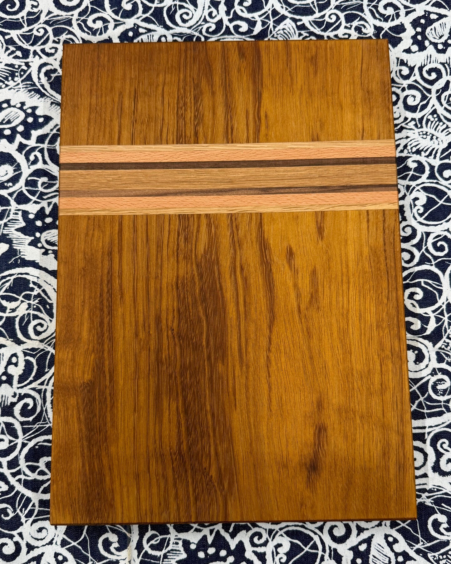 42 x 30 x 2 cm - Solid Wood Chopping Board